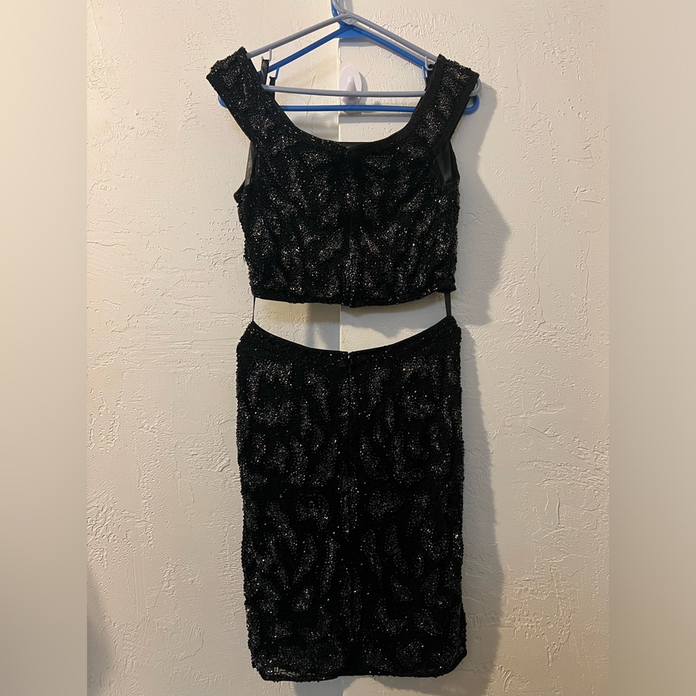 Primavera Beaded Two-Piece - Picture 2 of 16